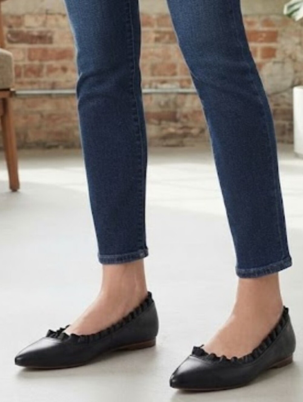 Kate Spade Women Leather Pointed Toe Loafer Slip on shoes flats sz 7M - Picture 1 of 15